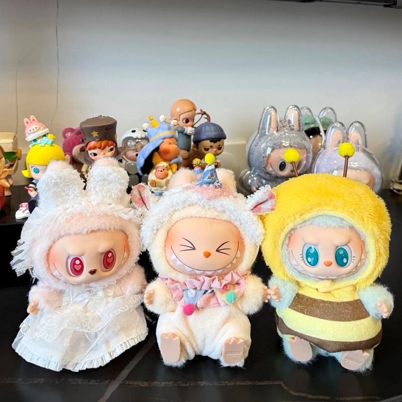 Limited Edition Bee Costume for 17cm Dolls & Plush Toys – Cute Collectible Outfit
