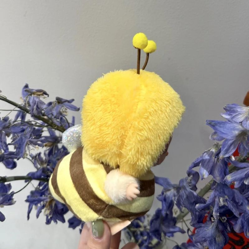 Limited Edition Bee Costume for 17cm Dolls & Plush Toys – Cute Collectible Outfit