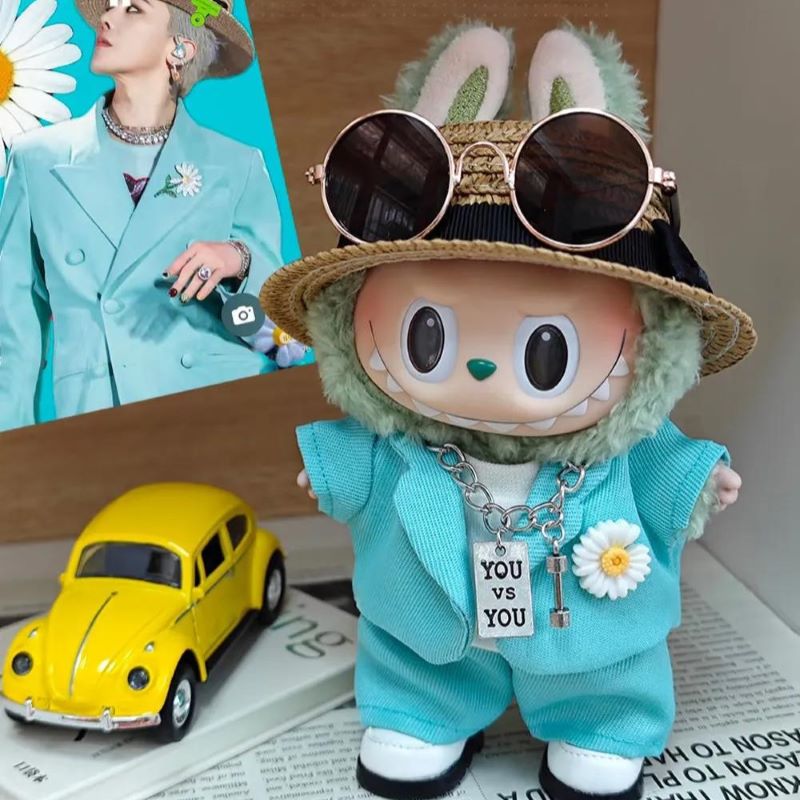 Star Style Dress-Up – Cute Plush Doll Clothes in Iconic Celebrity Look